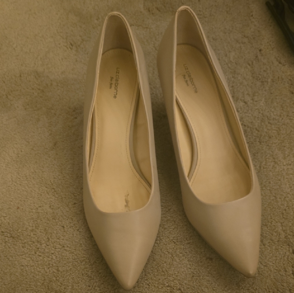 Liz Claiborne Beige Pointed-Toe Platform Pumps